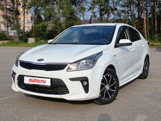 2018 Kia Rio IV, белый, 1335000 рублей, вид 3