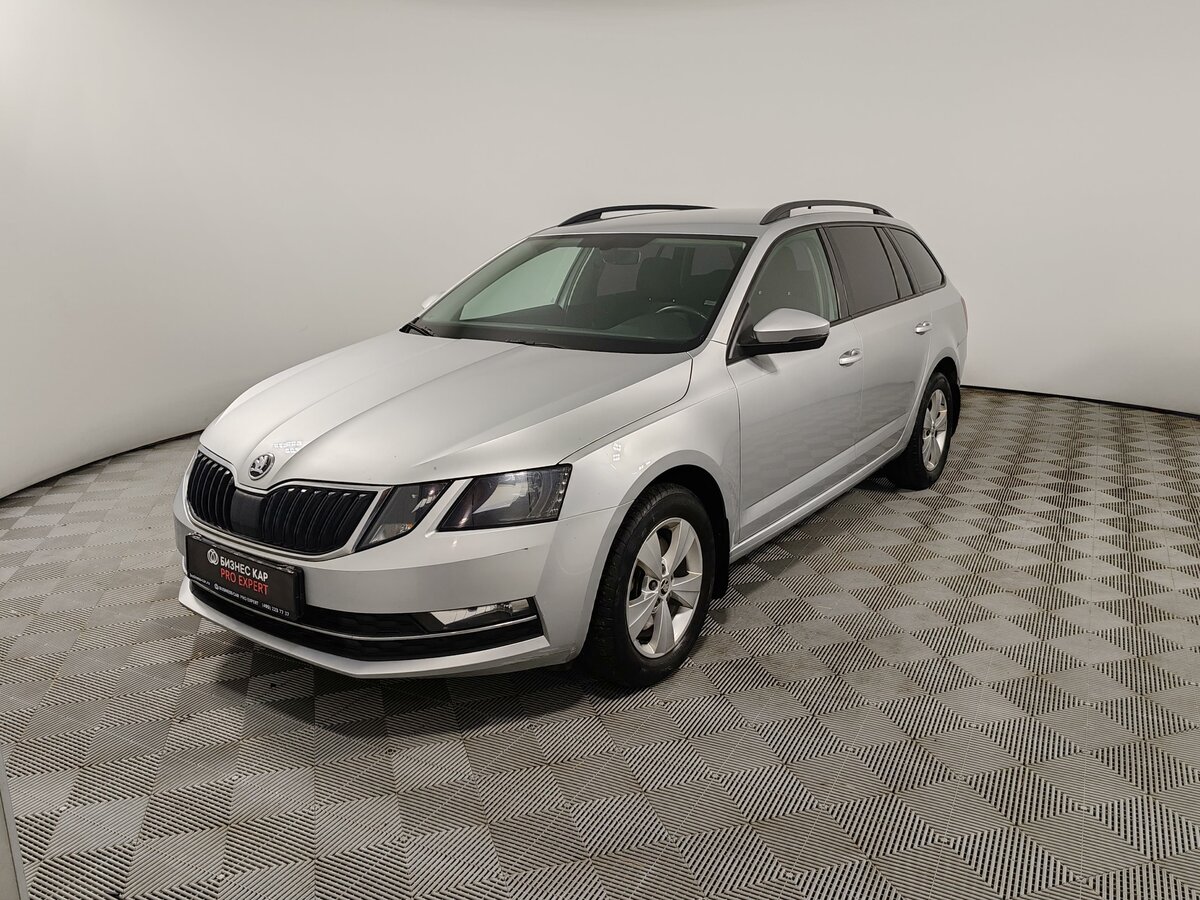 Открыть фотографии: Skoda Octavia III (A7) Рестайлинг