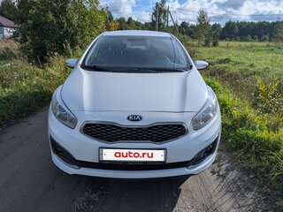 2018 Kia Ceed II Рестайлинг, белый, 1490000 рублей, вид 4
