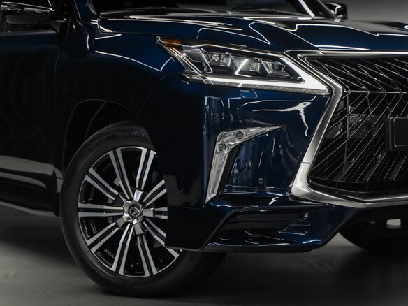 2018 Lexus LX 570 III Рестайлинг 2, синий, 9994000 рублей - вид 4