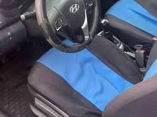 2013 Hyundai Solaris I, синий, 650000 рублей, вид 4