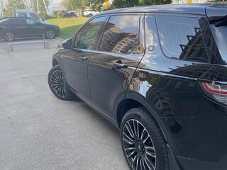 2018 Land Rover Discovery Sport I, чёрный, 2200000 рублей, вид 5
