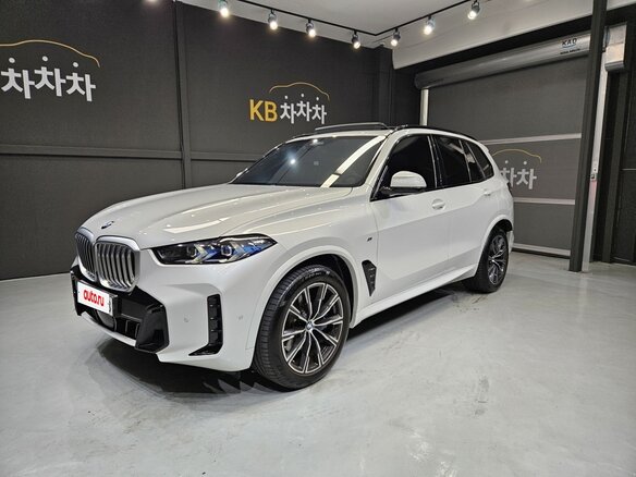 2024 BMW X5 30d IV (G05/G18) Рестайлинг, белый