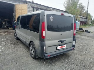 2011 Renault Trafic II Рестайлинг, серый, 1800000 рублей, вид 3