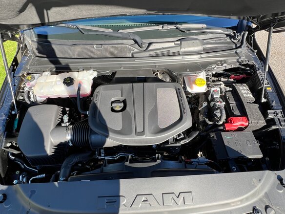 2025 Ram 1500 Crew Cab V Рестайлинг, чёрный, 6350000 рублей - вид 24