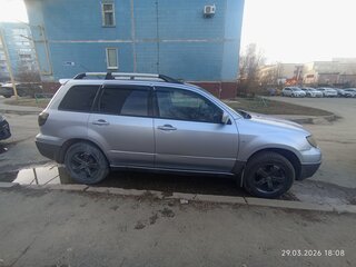 2004 Mitsubishi Outlander I, серебристый, 599000 рублей, вид 4
