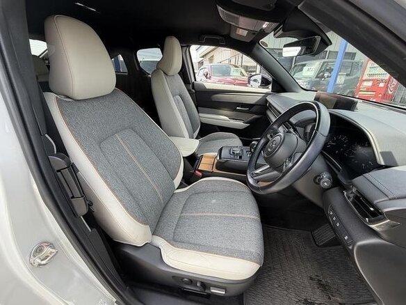 2022 Mazda MX-30 I, белый, 3300000 рублей - вид 14