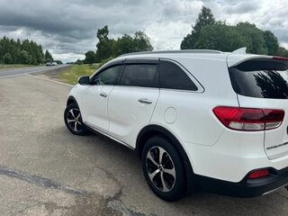 2017 Kia Sorento III Prime, белый, 2900000 рублей, вид 4