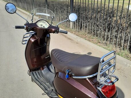 2012 Piaggio Vespa, коричневый, 370000 рублей, вид 1