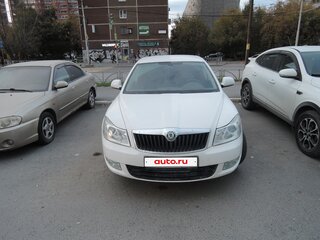 2012 Skoda Octavia II (A5) Рестайлинг, белый, 800000 рублей, вид 1