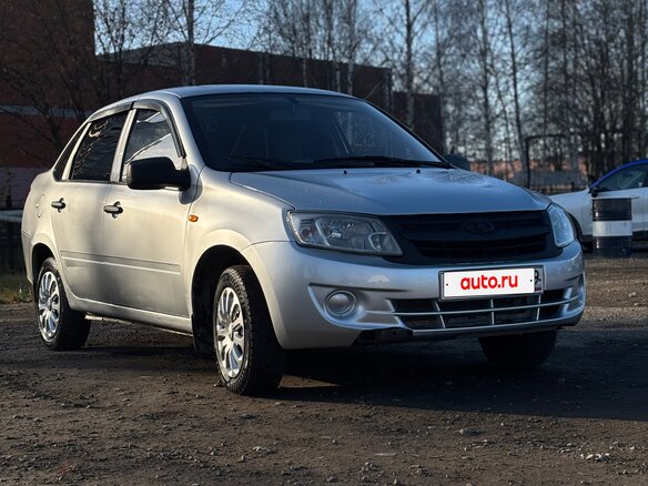 2012 Lada (ВАЗ) Granta I, серебристый, 280000 рублей - вид 2