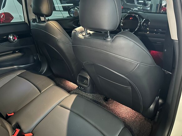 2021 Mini Clubman Cooper II Рестайлинг, бежевый - вид 31