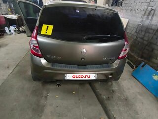 2011 Renault Sandero I, серый, 500000 рублей, вид 4