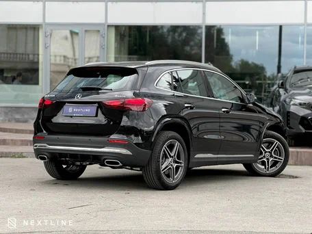 2025 Mercedes-Benz GLA 250 II (H247) Рестайлинг, чёрный, 5850000 рублей, вид 4