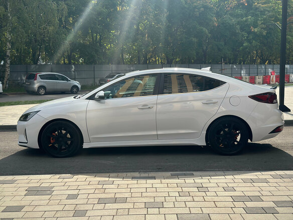 2019 Hyundai Elantra Sport VI (AD) Рестайлинг, белый - вид 7