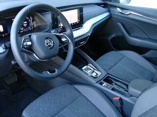 2024 Skoda Octavia IV (A8), серебристый, 3658000 рублей, вид 5