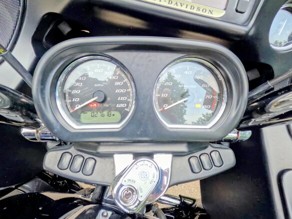 2015 Harley-Davidson Road Glide, чёрный, 1099000 рублей - вид 11