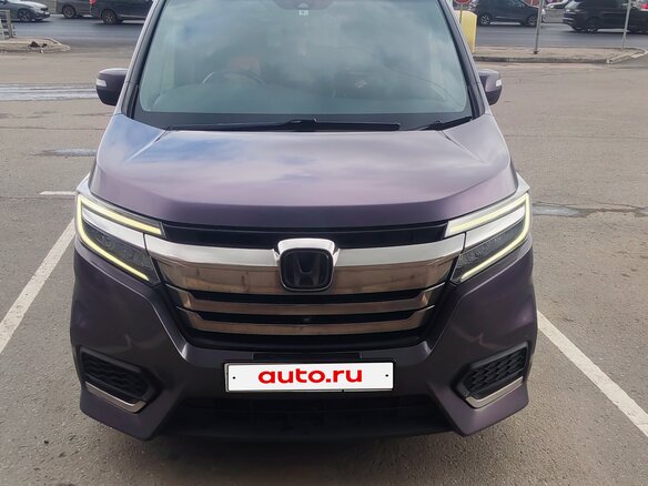 2017 Honda Stepwgn Spada V Рестайлинг, фиолетовый, 2000000 рублей