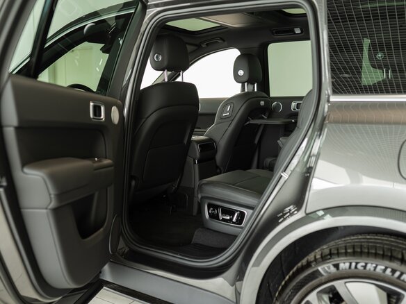 2025 Li Auto (Lixiang) L9 52.3 kWh I Рестайлинг, серебристый, 8890000 рублей - вид 15