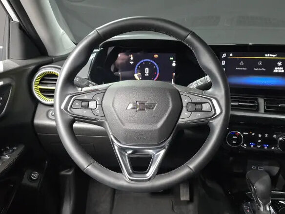 2023 Chevrolet Trax II, белый, 1500000 рублей - вид 7