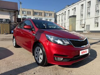 2017 Kia Rio III Рестайлинг, красный, 680000 рублей, вид 3