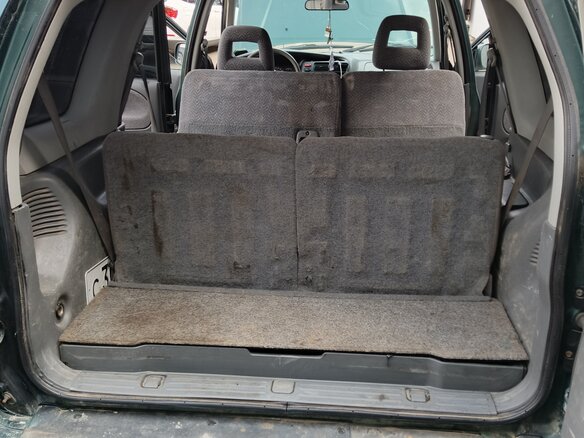 2001 Suzuki Grand Vitara XL-7 I Рестайлинг, зелёный, 370000 рублей - вид 15