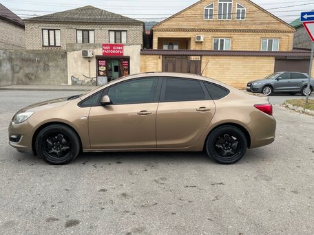2012 Opel Astra J Рестайлинг, коричневый, 540000 рублей, вид 1