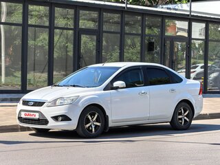 2011 Ford Focus II Рестайлинг, белый, 730000 рублей, вид 2