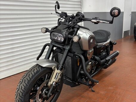 2024 QJMotor SRV 600 V, серый, 630000 рублей, вид 1