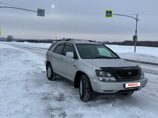 1999 Toyota Harrier I (XU10), серебристый, 850000 рублей, вид 2
