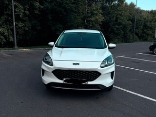 2021 Ford Escape IV, белый, 2100000 рублей, вид 2