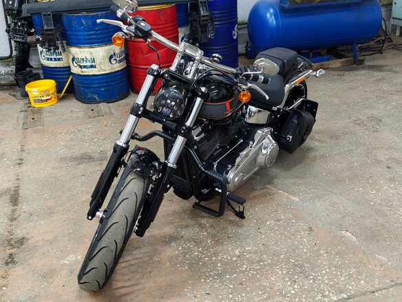 2023 Harley-Davidson Breakout, чёрный, 2600000 рублей - вид 3