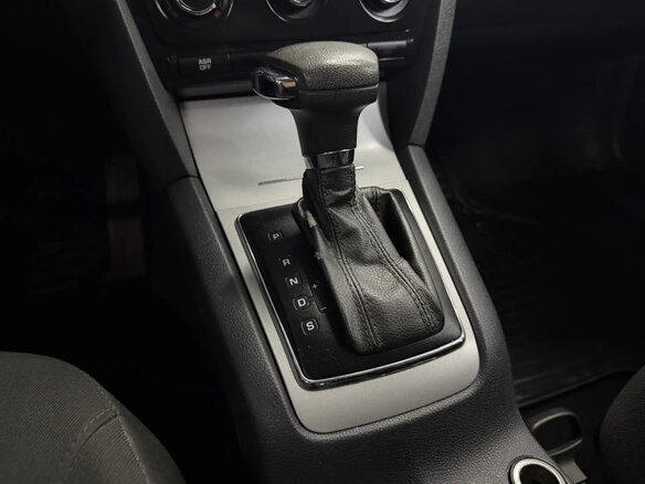 2013 Skoda Octavia II (A5) Рестайлинг, бежевый, 650000 рублей - вид 11