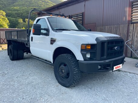 2009 Ford F-250, белый, 2490000 рублей, вид 3