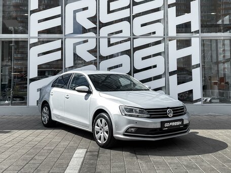 Volkswagen Jetta VI