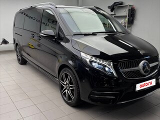 2022 Mercedes-Benz V-Класс Extra Long 300 d экстра длинный III (W447) Рестайлинг, чёрный, 8990000 рублей, вид 3