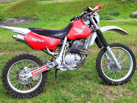1995 Honda XR 400, красный, 320000 рублей, вид 2