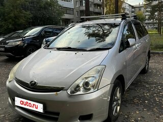 2008 Toyota Wish I Рестайлинг, серебристый, 680000 рублей, вид 1