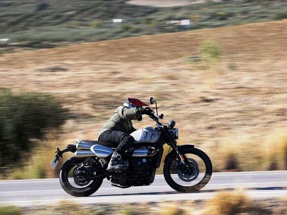2024 Triumph Scrambler, серый, 1800000 рублей - вид 25