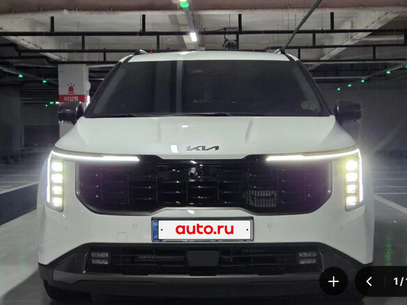 2026 Kia Carnival IV Рестайлинг, белый - вид 1
