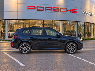 2026 BMW X1 Long 25Li xDrive III (U11/U12), чёрный, 6220000 рублей, вид 5