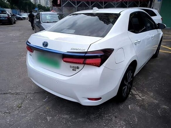 2021 Toyota Corolla Sporty XII (E210), белый, 1580008 рублей - вид 2
