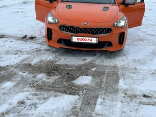 2019 Kia Stinger I, оранжевый, 2450000 рублей, вид 2