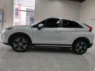 2022 Mitsubishi Eclipse Cross I, белый, 1750000 рублей, вид 4