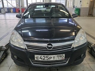 2011 Opel Astra H Рестайлинг, чёрный, 595000 рублей, вид 2