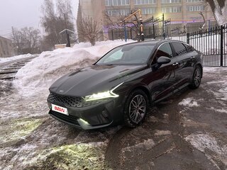 2020 Kia K5 III, серый, 2700000 рублей, вид 1
