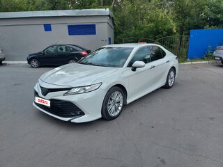 2020 Toyota Camry VIII (XV70), белый, 2750000 рублей, вид 3