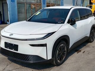 2026 Toyota bZ3X 58.3 kWh, серый, 2690000 рублей, вид 2