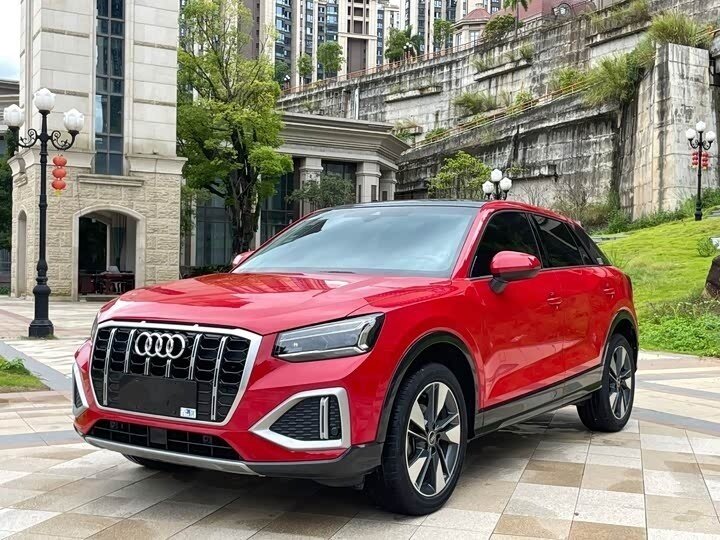 Открыть фотографии: Audi Q2 I Рестайлинг