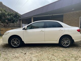 2011 Toyota Corolla X (E140, E150) Рестайлинг, белый, 1400000 рублей, вид 4